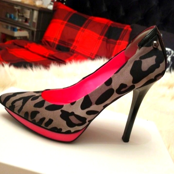 Hight heels pump Leopard Guess - Picture 3 of 6